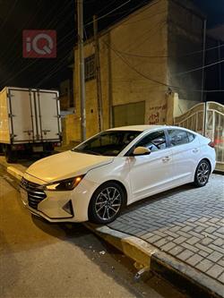 هیوندای ئەلەنترا